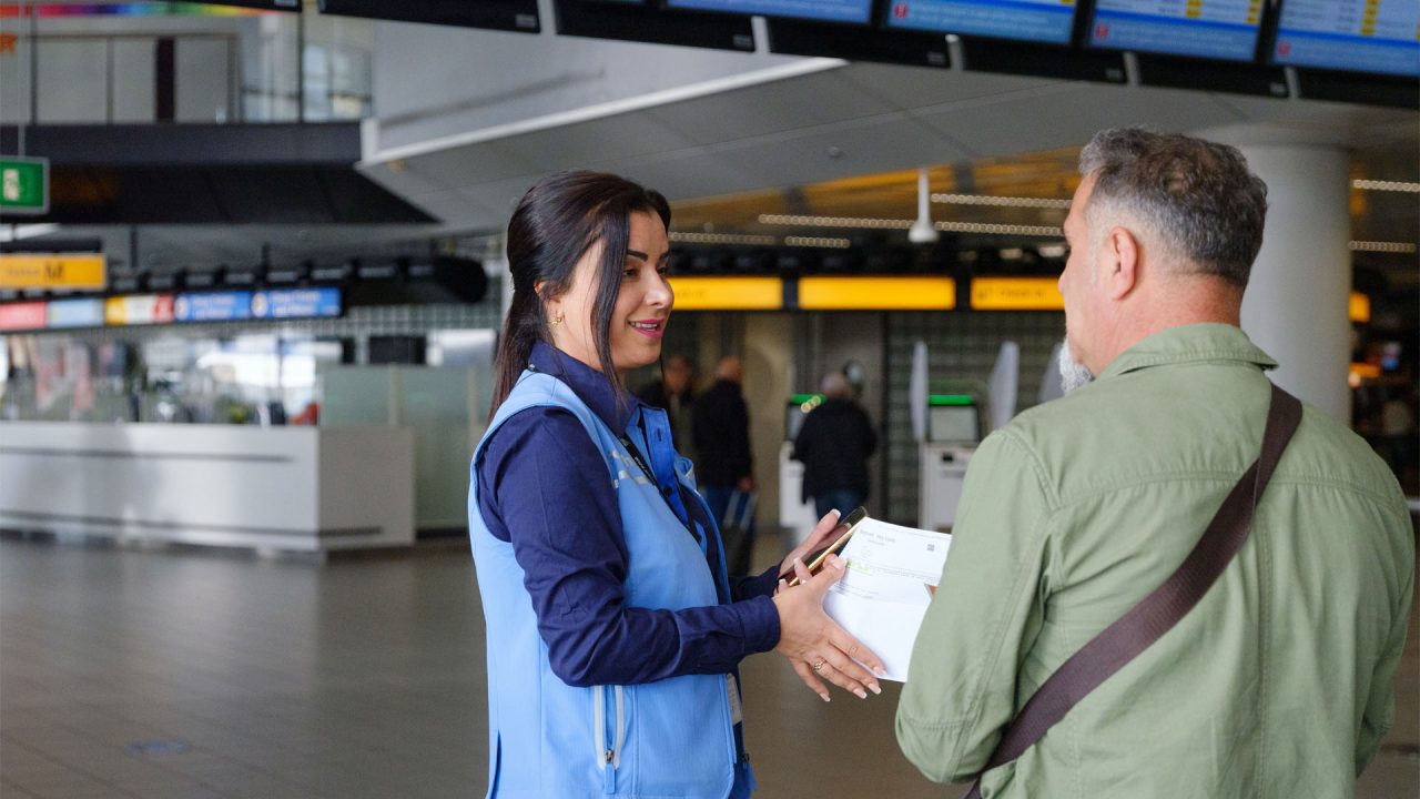 welcome desk Schiphol